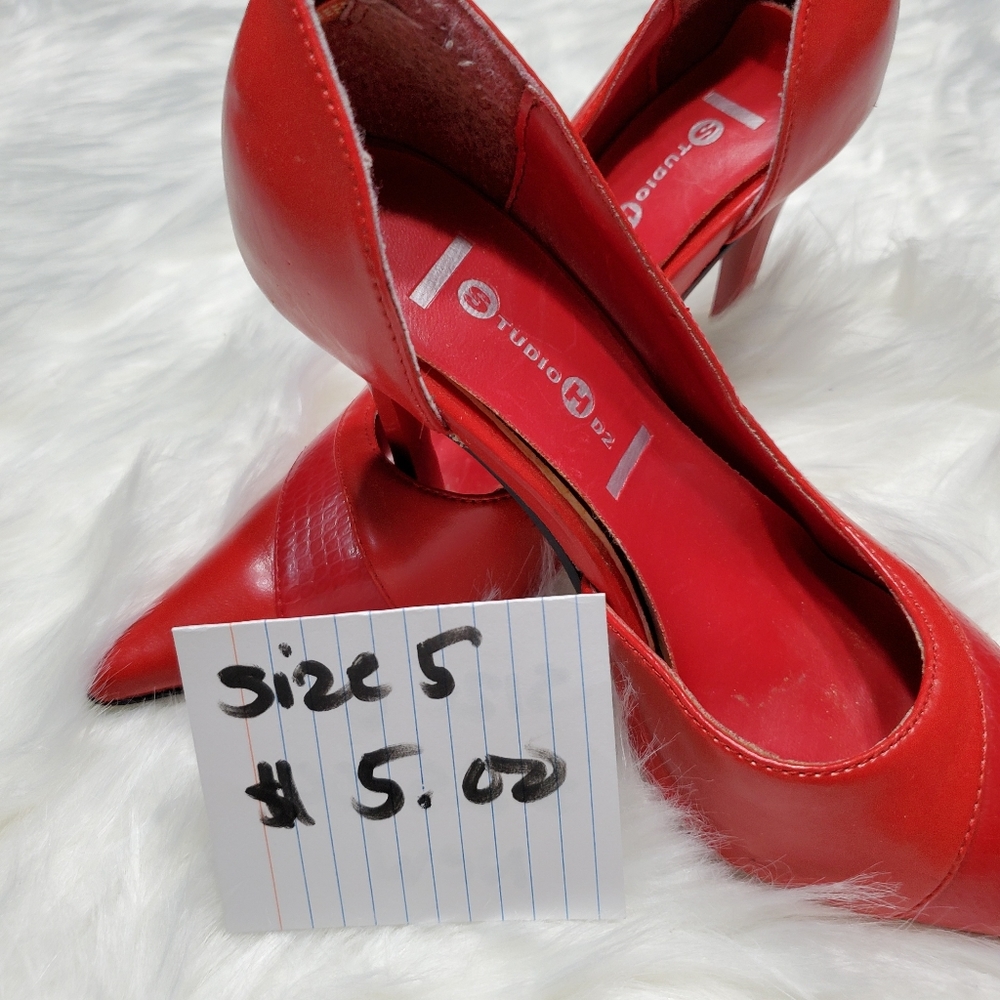 Shoes - Picture 5 of 16